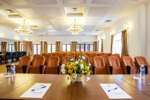 3 Conference Rooms