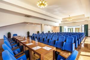3 Conference Rooms