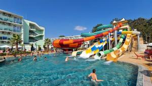 Aquapark & Pools