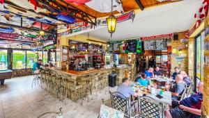 Pub Restaurant Summer 2026