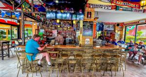 Pub Restaurant Summer 2026
