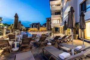 NATURA by Night