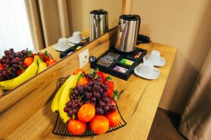 Rooms & Suites