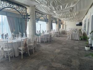 Ball Room