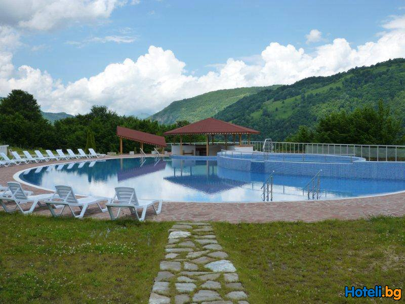 Hotel "RIBARITSA" 